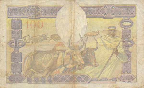      100 